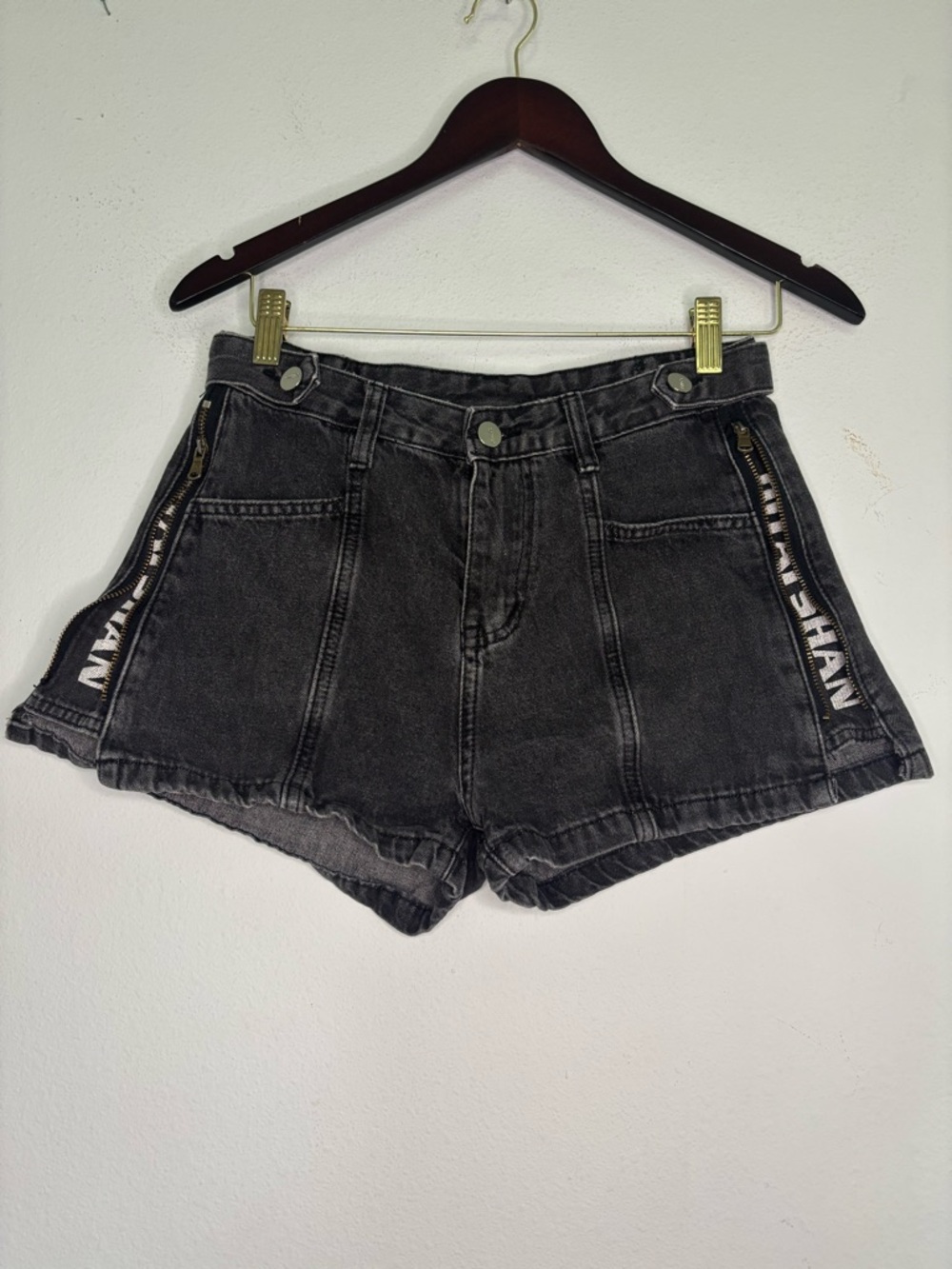 UNBRANDED BLACK DENIM Y2K STREETWEAR JEAN SHORTS SZ MEDIUM